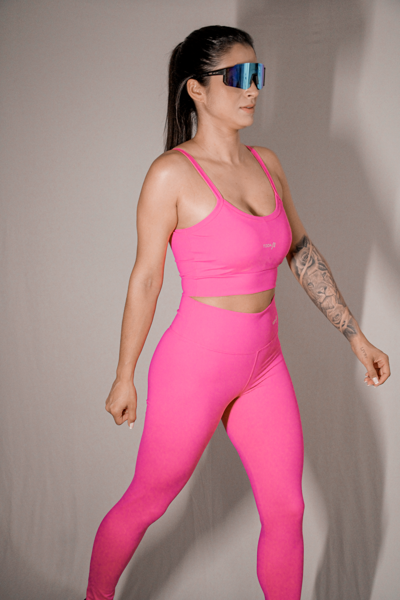 CONJUNTO ROSA - TOP SLIM + CALÇA