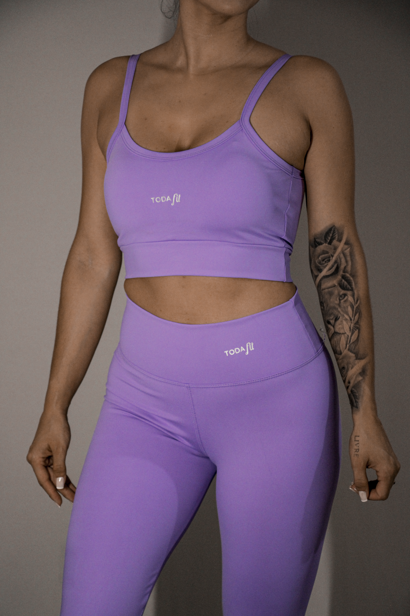 CONJUNTO LILÁS- TOP SLIM + CALÇA