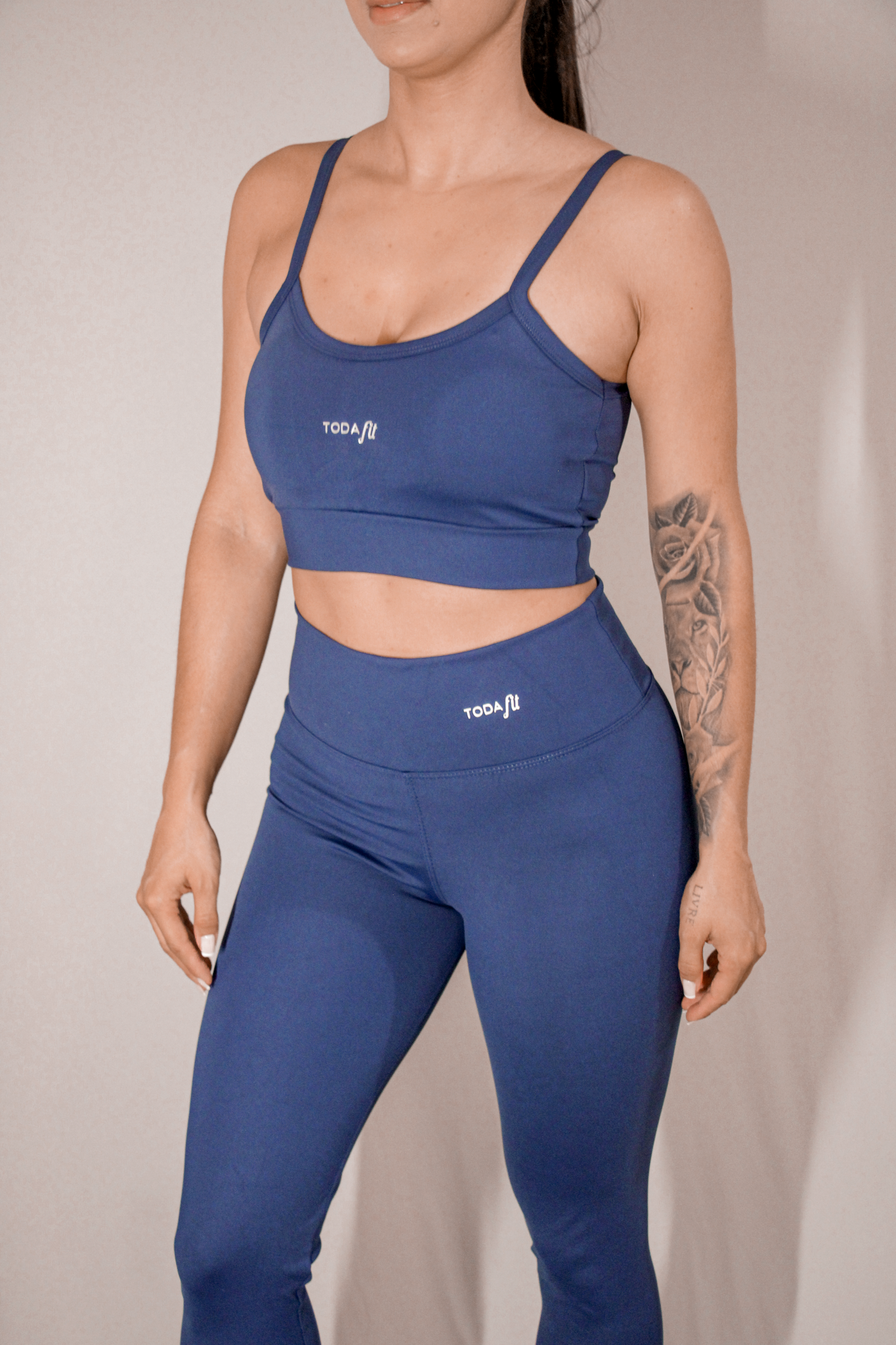 CONJUNTO AZUL MARINHO - TOP SLIM + CALÇA