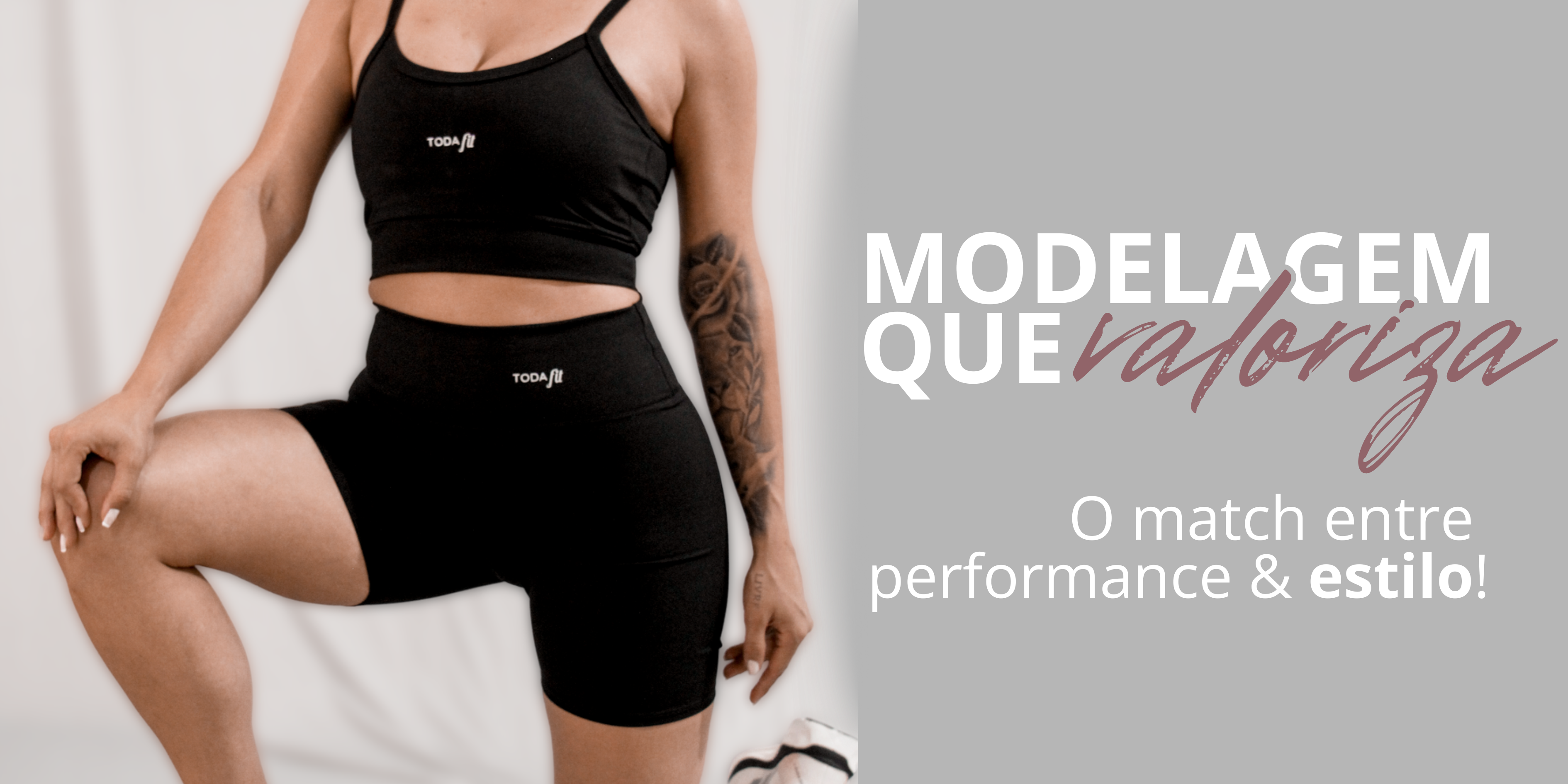 Banner Toda Fit mostrando conjunto fitness preto com top e short, modelagem que valoriza o corpo e destaque para performance e estilo.